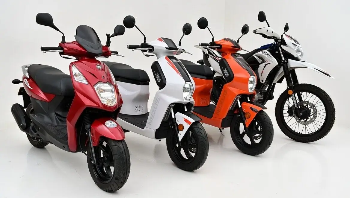 The jBay Scooter Rentals crew lined up